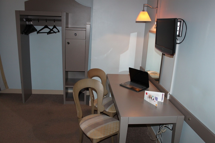 Imagen de la habitación del Hotel du Ch&acirc;teau, Maisons laffitte. Foto 11