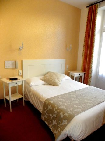 Imagen de la habitación del Hotel du Chateau, Vitre. Foto 4