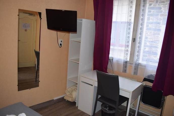 Imagen de la habitación del Hotel du Chateau, Vitre. Foto 17