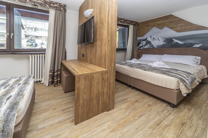 Imagen de la habitación del Hotel du Col. Foto 10