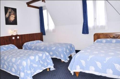 Imagen de la habitación del Hotel du Commerce et de Navarre. Foto 4