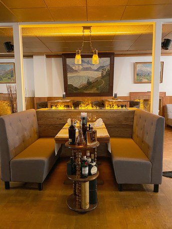 Imagen del bar/restaurante del Hotel du Glacier, Fiesch. Foto 5