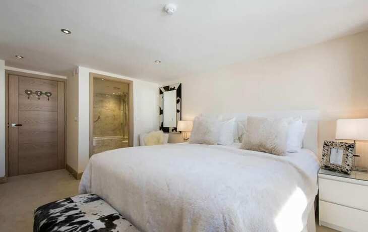 Imagen de la habitación del Hotel du Lac, Crêta. Foto 15