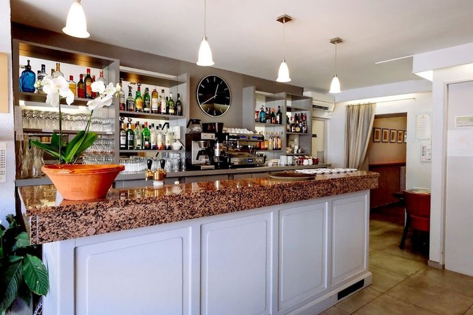 Imagen del bar/restaurante del Hotel du Lauragais. Foto 11
