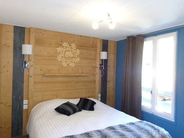 Imagen de la habitación del Hotel du Midi, Th&ocirc;nes. Foto 10