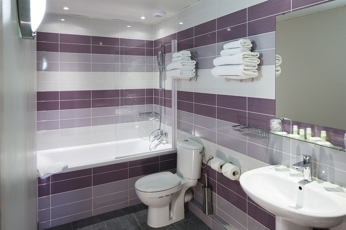 Imagen de la habitación del Hotel du Plat d'Etain. Foto 14