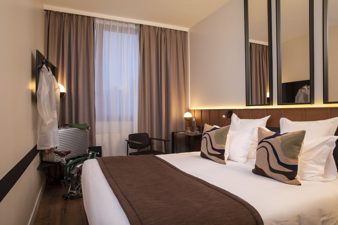 Imagen de la habitación del Hotel du Port, NOGENT SUR MARNE. Foto 7