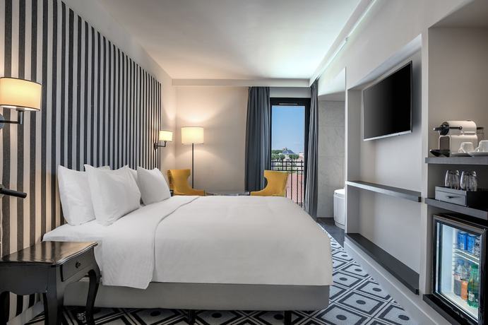 Imagen de la habitación del Hotel du Roi & Spa by SOWELL COLLECTION. Foto 4