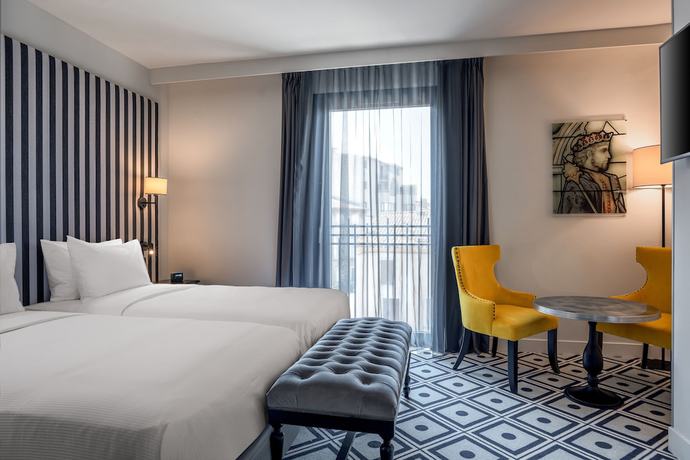 Imagen de la habitación del Hotel du Roi & Spa by SOWELL COLLECTION. Foto 16