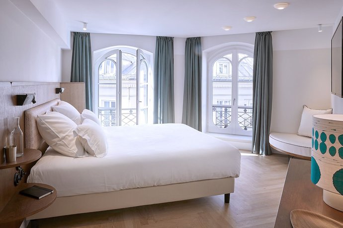 Imagen de la habitación del Hotel du Sentier. Foto 9