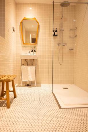 Imagen de la habitación del Hotel du Temps Madrid. Foto 6