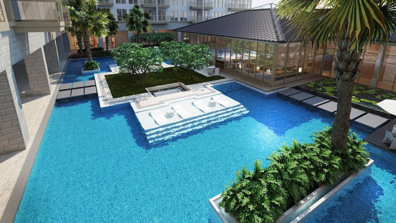 Imagen de la piscina del Hotel dusitD2 Davao. Foto 14