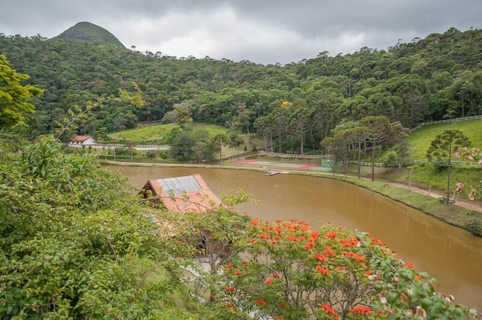 Imagen de los exteriores del Hotel e Fazenda Rosa dos Ventos. Foto 13