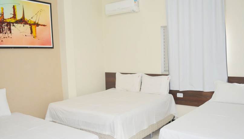 Imagen de la habitación del Hotel e Lanchonete Ara&uacute;jo. Foto 10