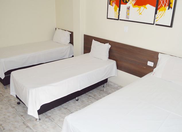 Imagen de la habitación del Hotel e Lanchonete Ara&uacute;jo. Foto 11