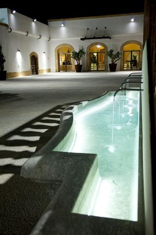 Imagen del bar/restaurante del Hotel e Resort Villa Favorita. Foto 2