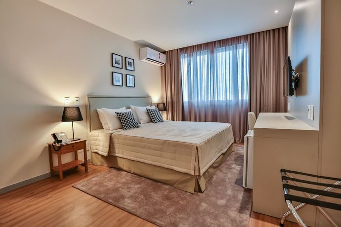 Imagen de la habitación del Hotel eSu&iacute;tes Campos dos Goytacazes. Foto 16