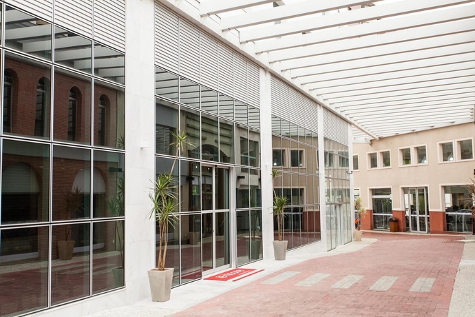 Imagen de los exteriores del Hotel eSuites Belo Horizonte Minascasa. Foto 12