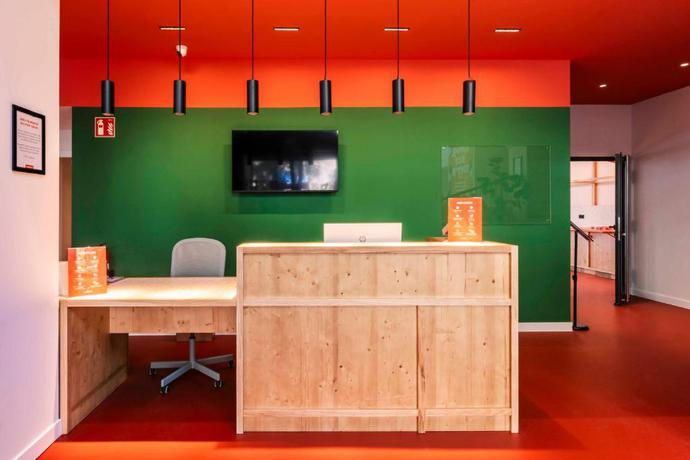 Imagen de los interiores del Hotel easyHotel Barcelona La Sagrera. Foto 6