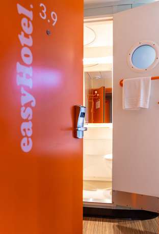 Imagen de la habitación del Hotel easyHotel Edinburgh. Foto 13