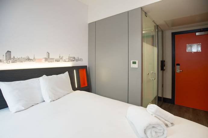 Imagen de la habitación del Hotel easyHotel Leeds. Foto 2