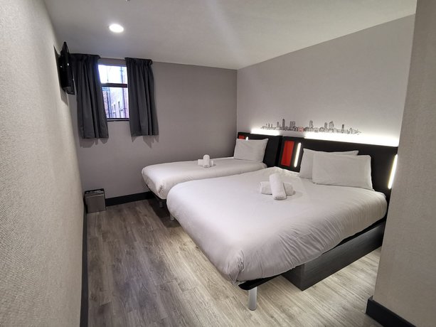 Imagen de la habitación del Hotel easyHotel Leeds. Foto 9
