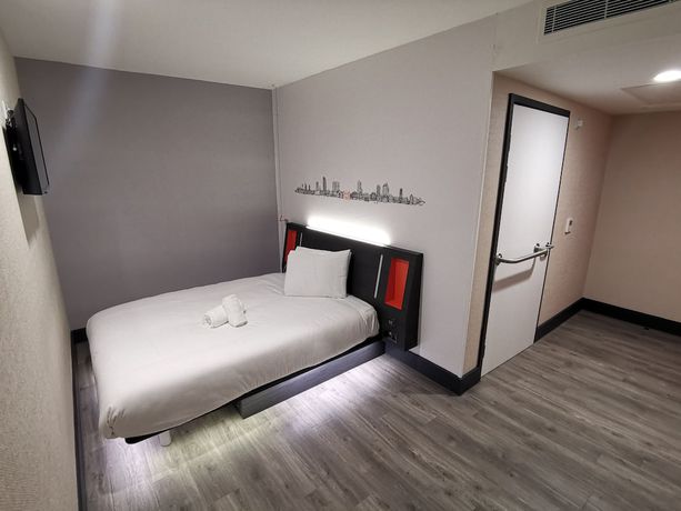 Imagen de la habitación del Hotel easyHotel Leeds. Foto 17