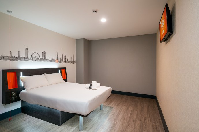 Imagen de la habitación del Hotel easyHotel London City Shoreditch. Foto 3