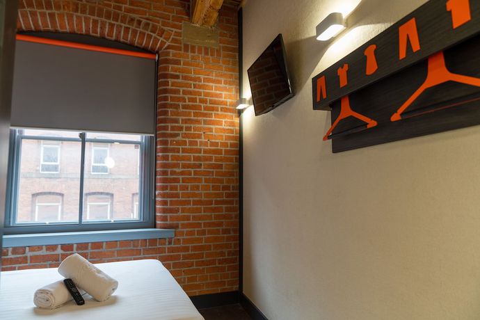 Imagen de la habitación del Hotel easyHotel Manchester. Foto 6