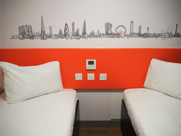 Imagen de la habitación del Hotel easyLondon Croydon. Foto 8