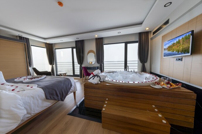 Imagen de la habitación del Hotel Şehrar Suit. Foto 15