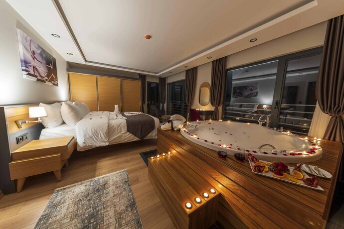 Imagen de la habitación del Hotel Şehrar Suit. Foto 20