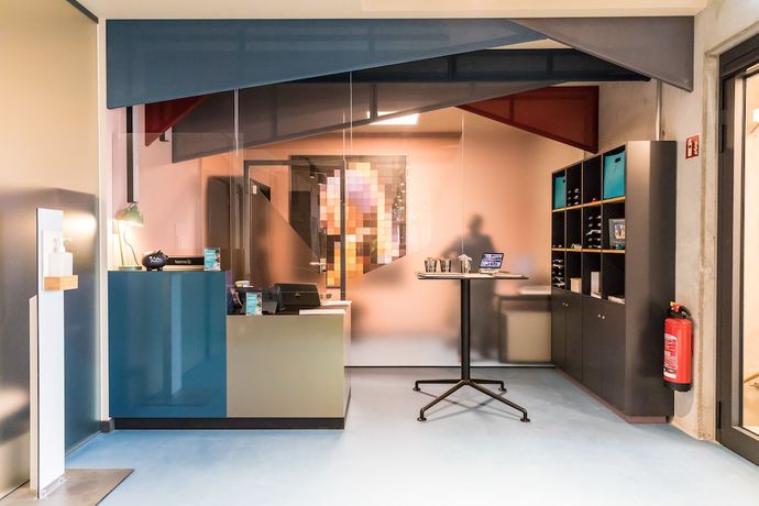 Imagen de los interiores del Hotel einsmehr. Foto 16