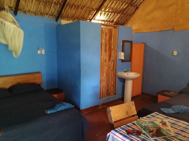 Imagen de la habitación del Hotel el Delfin. Foto 8