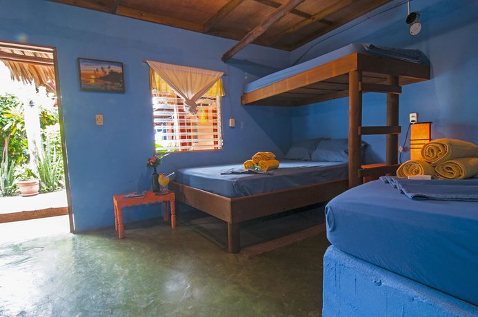 Imagen de la habitación del Hotel el Delfin. Foto 14