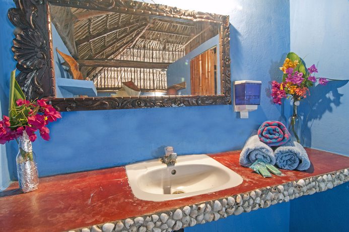 Imagen de la habitación del Hotel el Delfin. Foto 18