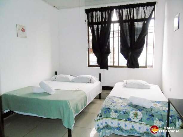 Imagen general del Hotel el Descanso, Hospital. Foto 2