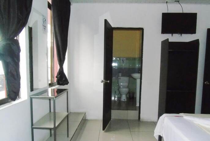 Imagen general del Hotel el Descanso, Hospital. Foto 6