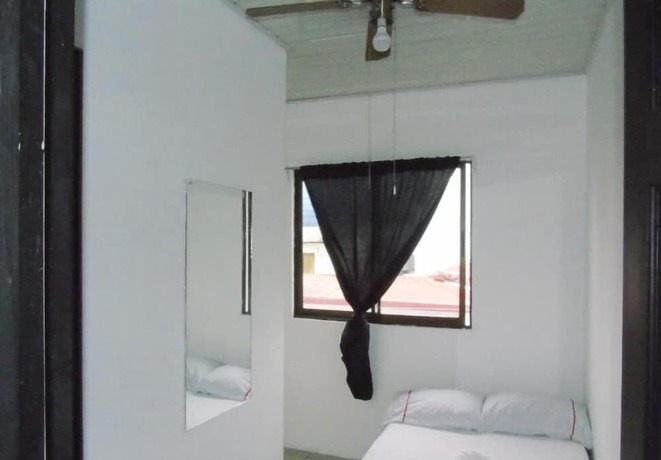 Imagen general del Hotel el Descanso, Hospital. Foto 8