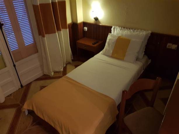 Imagen de la habitación del Hotel el Hayat. Foto 16