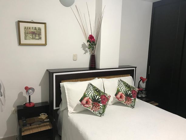 Imagen de la habitación del Hotel el Meson de las Flores. Foto 5