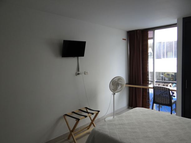 Imagen de la habitación del Hotel el Meson de las Flores. Foto 18