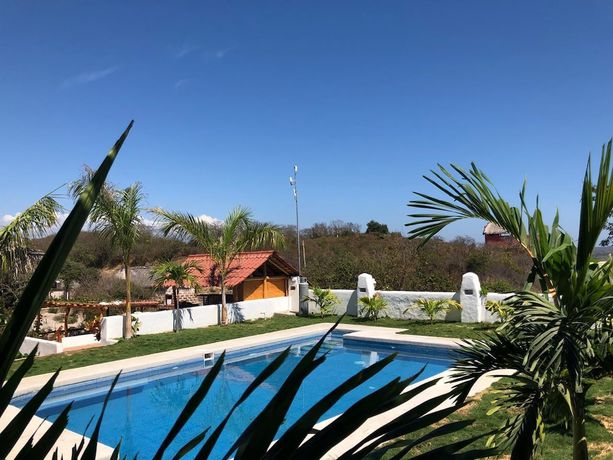 Imagen de la piscina del Hotel el Risco. Foto 20