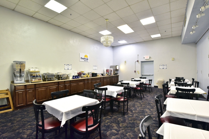 Imagen del bar/restaurante del Hotel enVision Hotel Miami International Airport. Foto 5