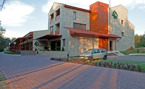 Imagen general del Hotel erdőspuszta club hotel fenyves. Foto 2