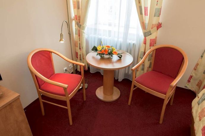Imagen de los interiores del Hotel Česk&aacute; Koruna. Foto 10