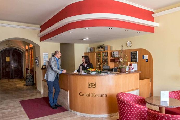 Imagen del bar/restaurante del Hotel Česk&aacute; Koruna. Foto 4
