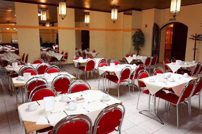 Imagen de los interiores del Hotel Česk&aacute; Koruna. Foto 12