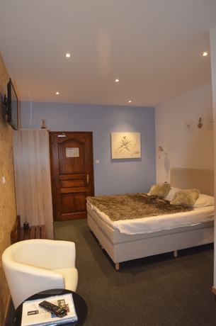 Imagen de la habitación del Hotel et Restaurant Au Cheval Blanc et Restaurant. Foto 6