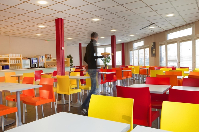 Imagen del bar/restaurante del Hotel f1 Cergy. Foto 3